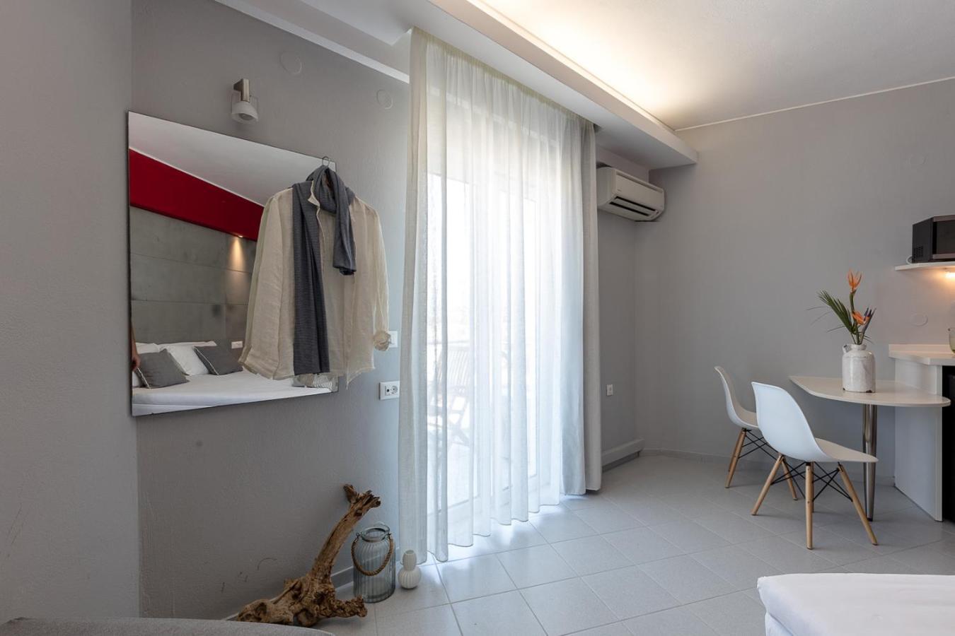 Akrogiali Beach Hotel Apartments Μάλια Εξωτερικό φωτογραφία